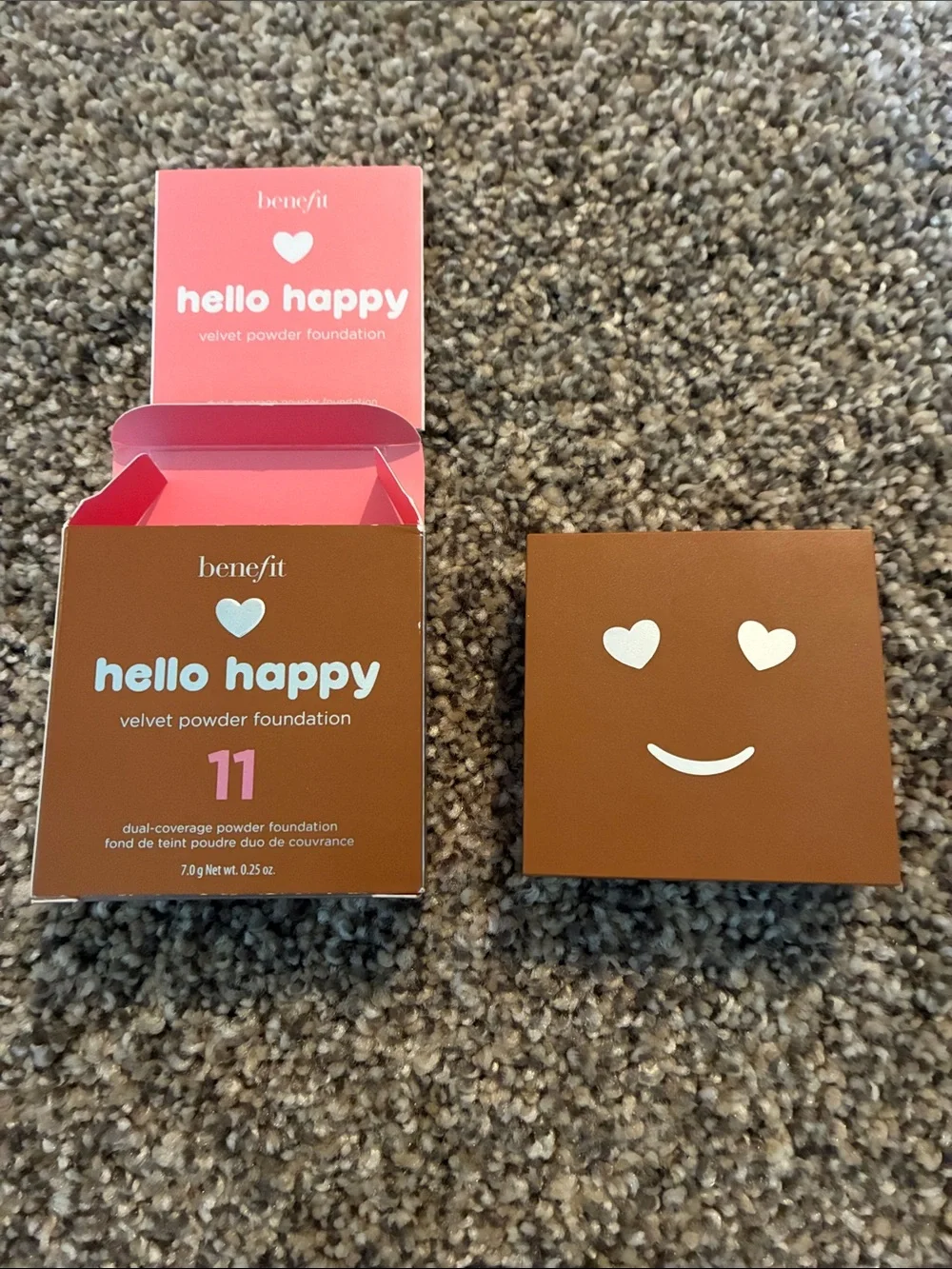 Benefit Hello Happy Velvet Powder Foundation 11
